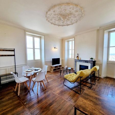 Superbe T2 Lumineux Avec Fibre Angoulême Exterior foto